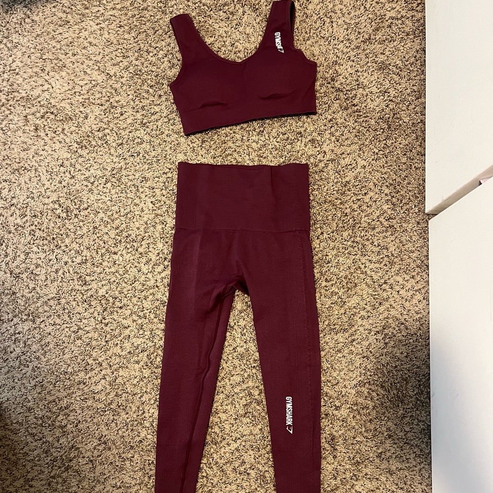 Workout set for sale. Wore once.